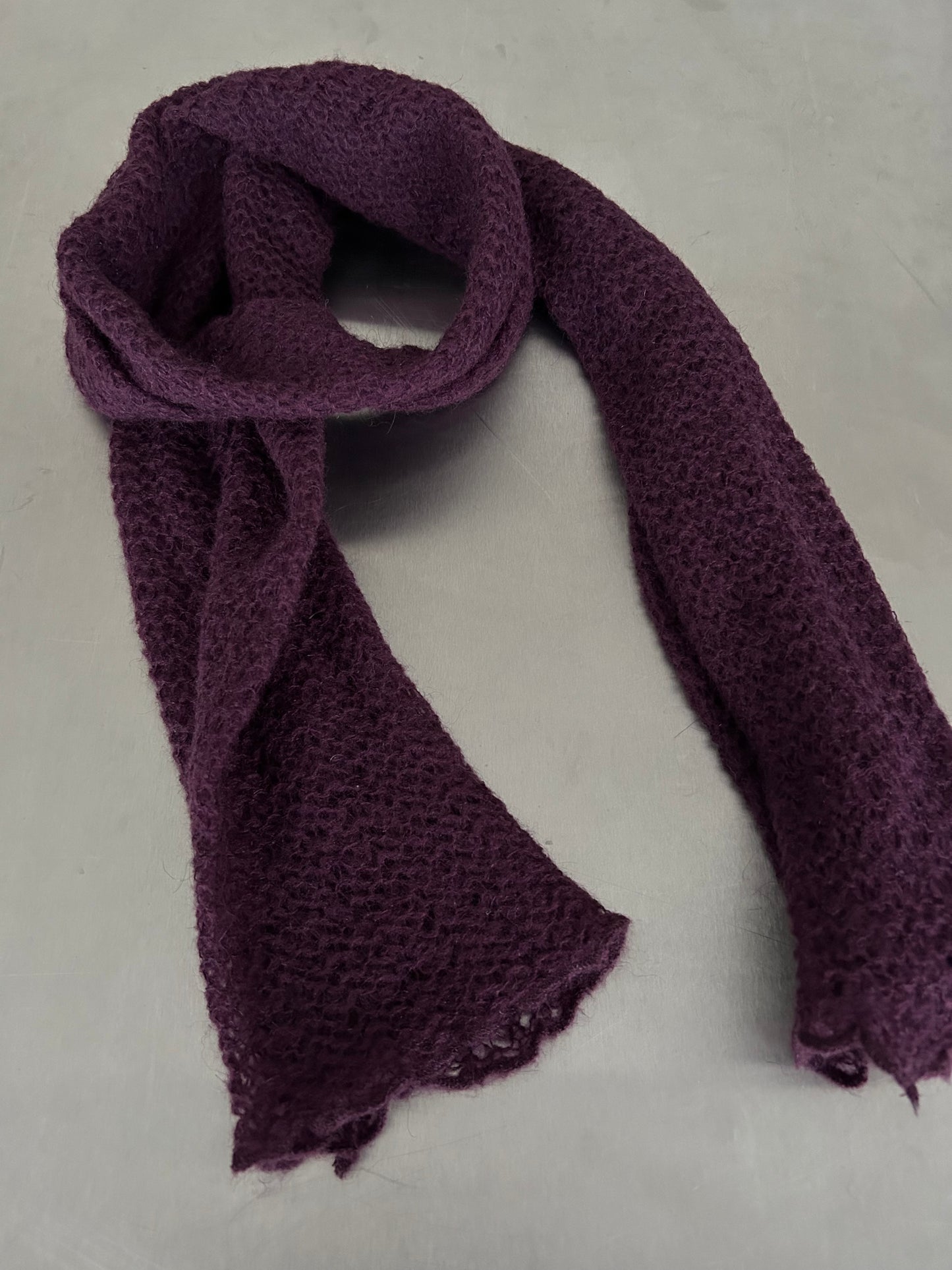 90s PURPLE KNIT SCARF