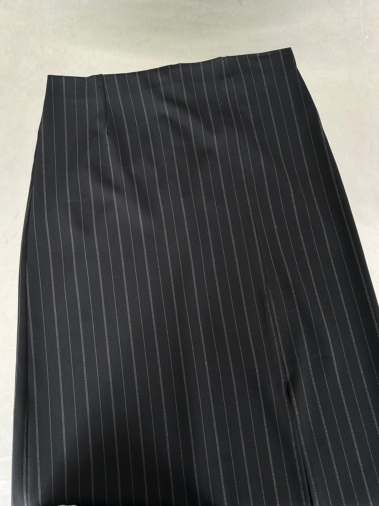 90s PINSTRIPED MAXI SKIRT